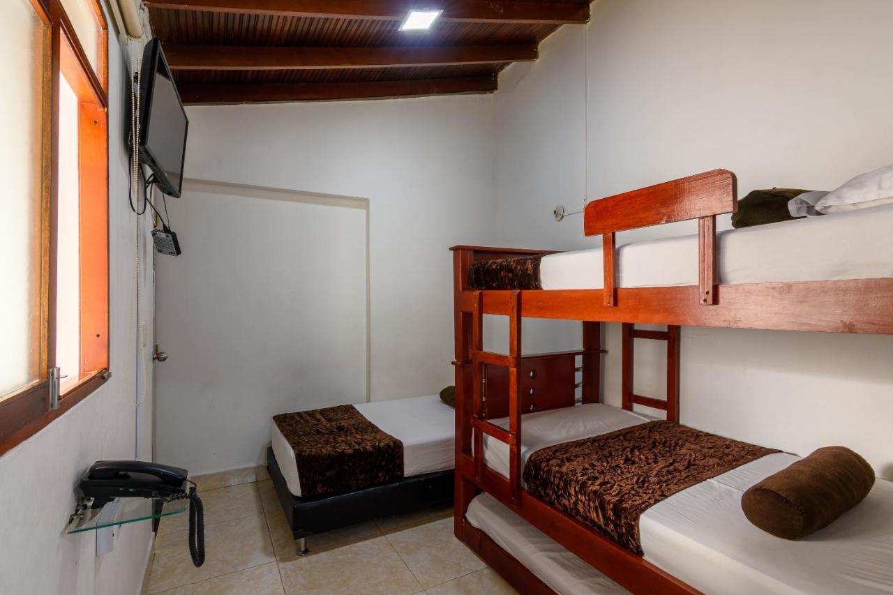 Hotel Sol Del Estadio Medellín Extérieur photo